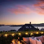 Lejlighed Panoramic Views And Garden!