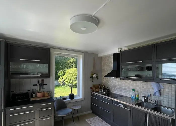 Panoramic Views And Garden! *