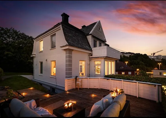 Panoramic Views And Garden! 卑爾根